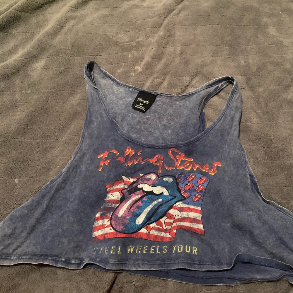 Loose cropped tank
